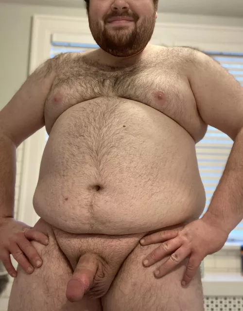 Big boy needs big cuddles this Sunday morning😫 Any takers?😉