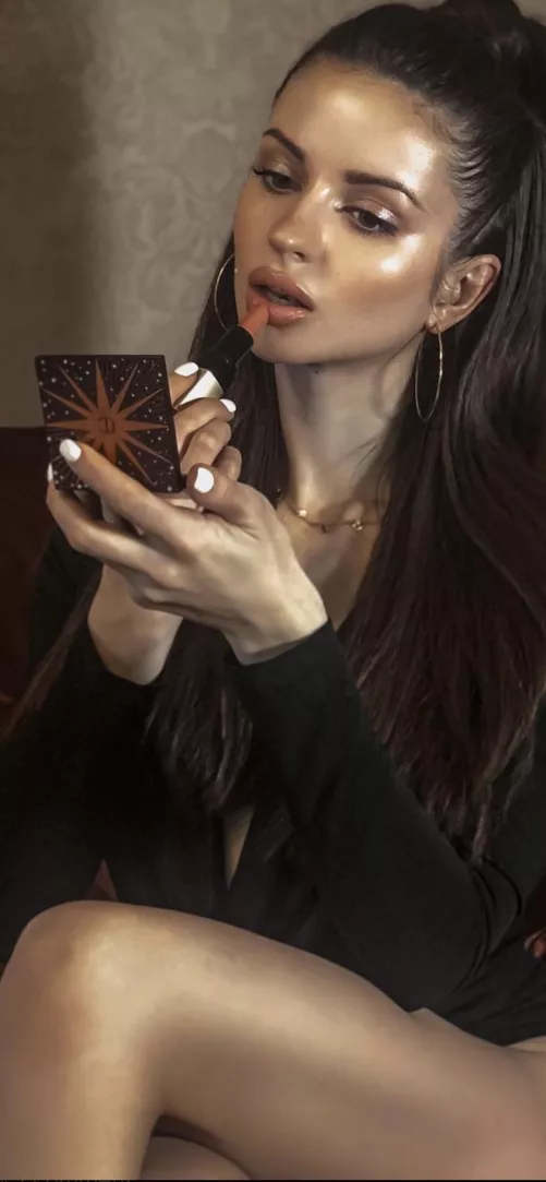 Did my own make-up, forgot my panties 😉