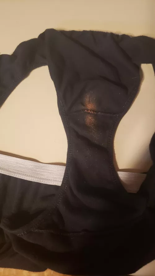 Dirty and pissy smell so good all her black ones look like this