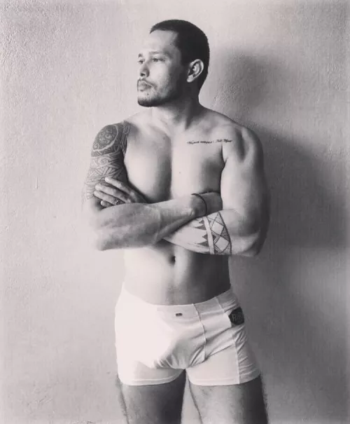 do i make you feel something babe? 🔥