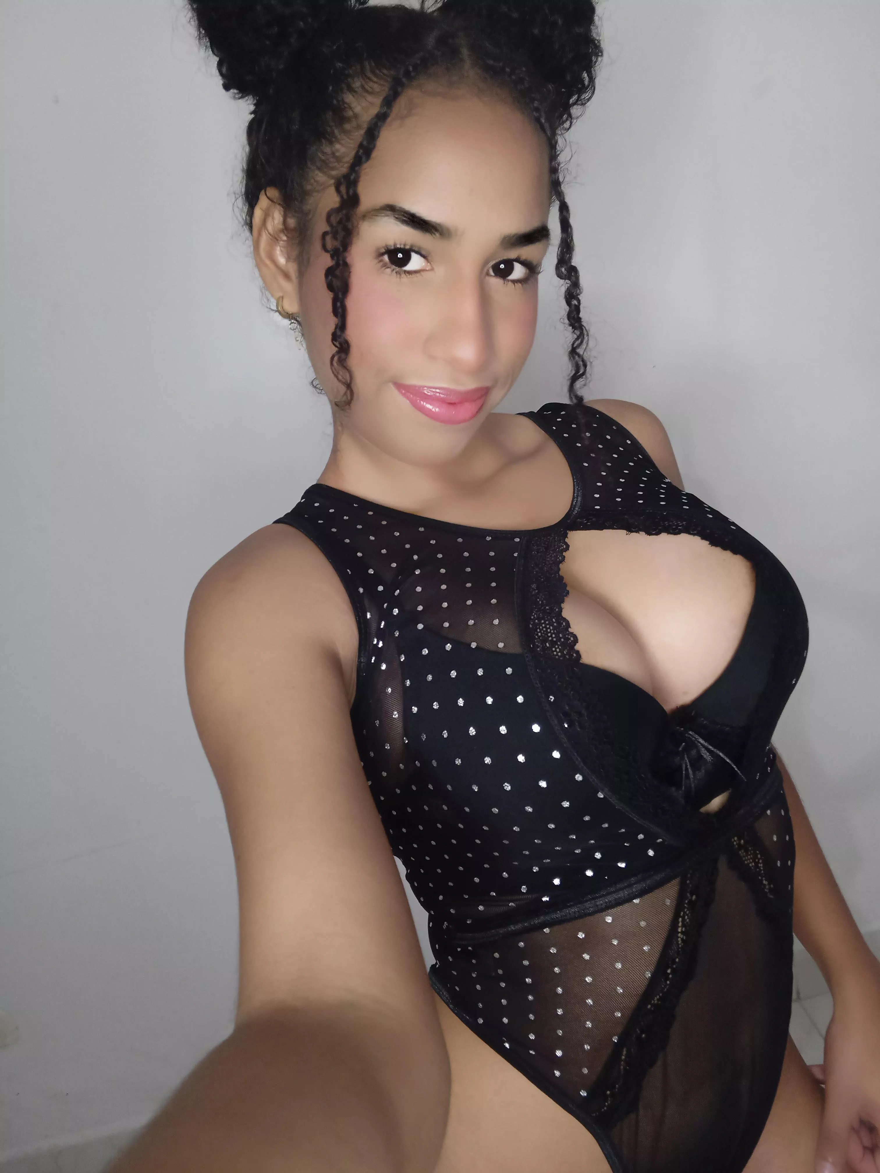 hi baby, how do I look today ?😚