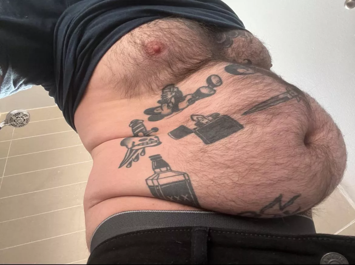 I love my body and when a woman isn’t afraid to squeeze me