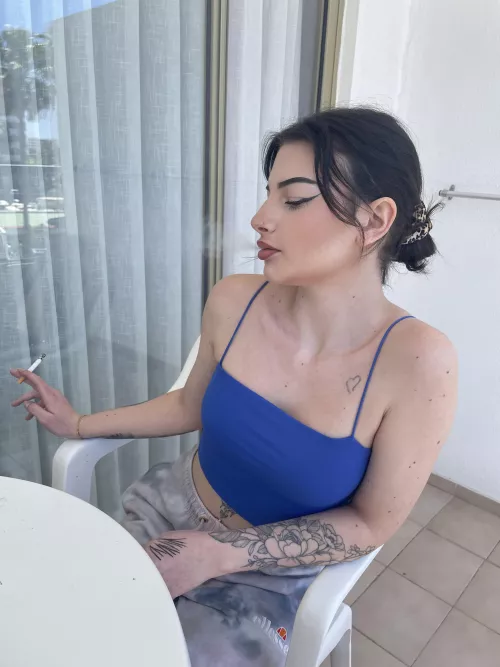 I love to smoke 💨