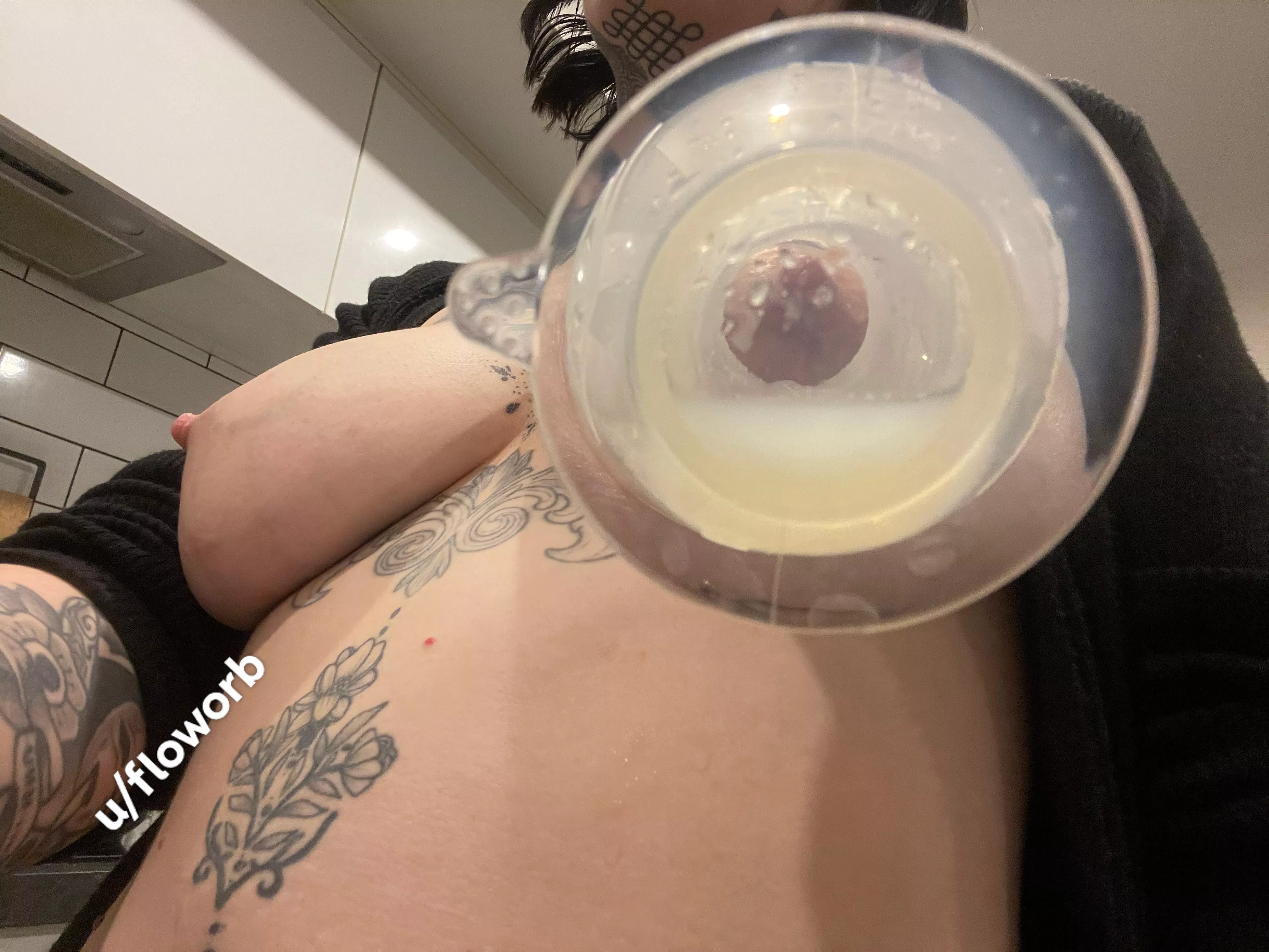 I wish this was your mouth 😜