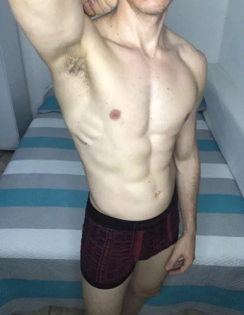 I’m in my room alone, want to keep me companionship?