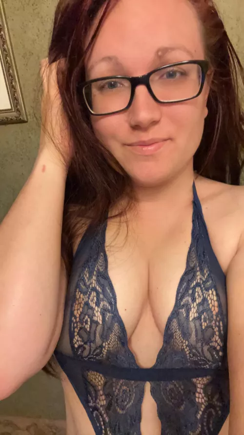 I’m loving this color against my skin 36F