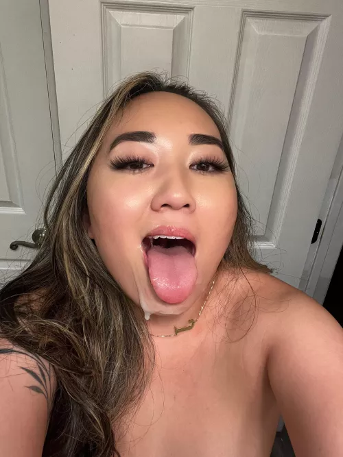 Let me be your asian fetish🤍