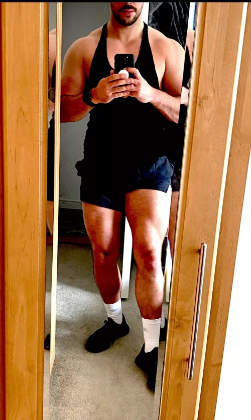 [m] first post here.