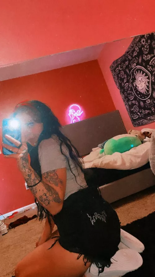 Need to be worshipped by one of you losers [domme]