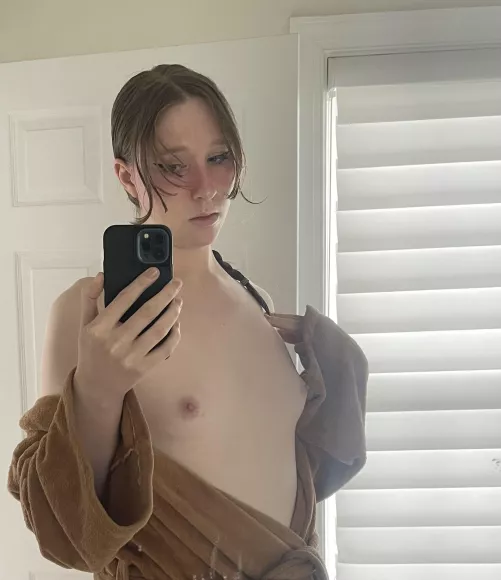 Oops my robe slipped 🫢