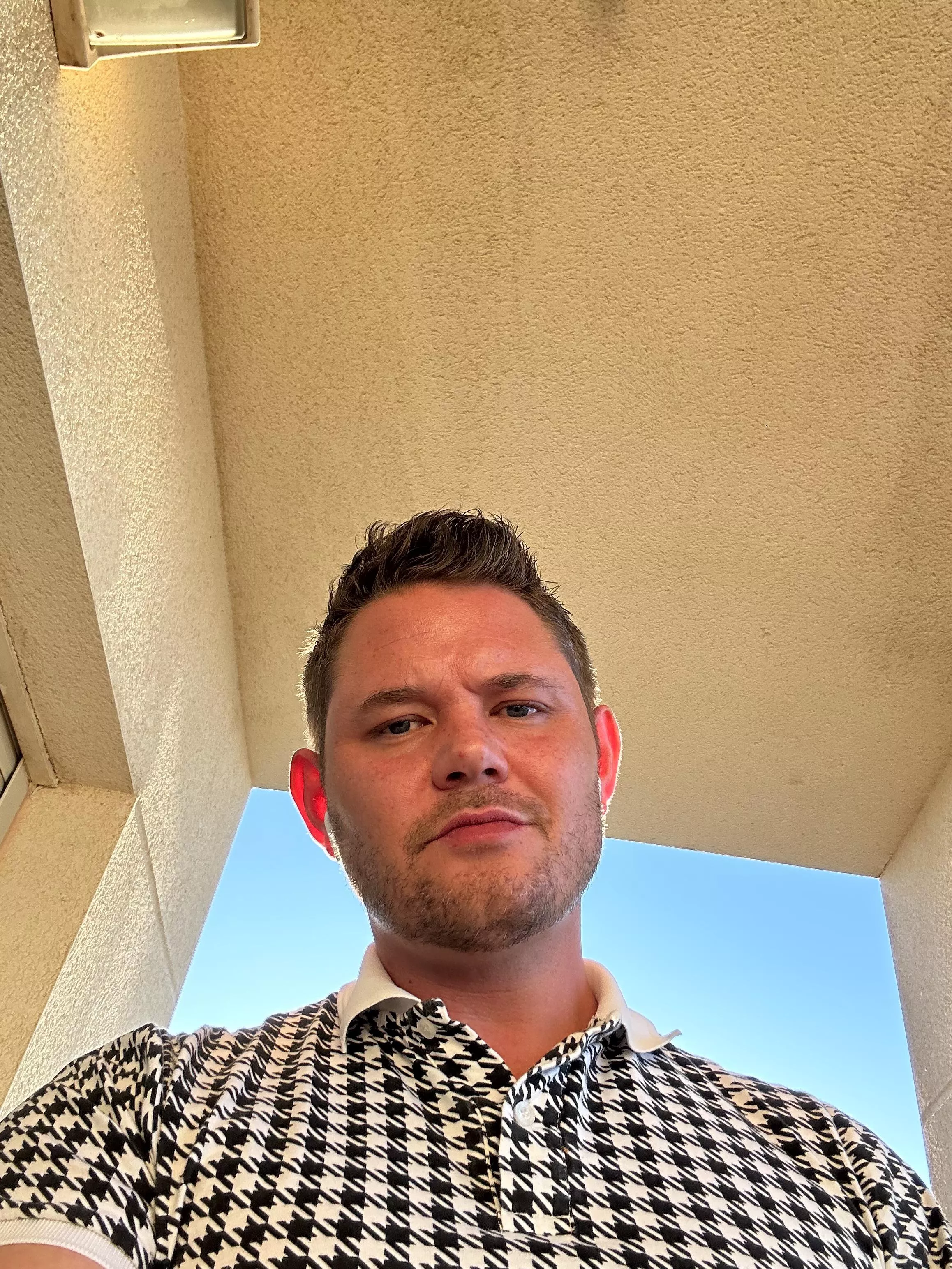 Trying to look moody haha.. Trying to look moody haha..