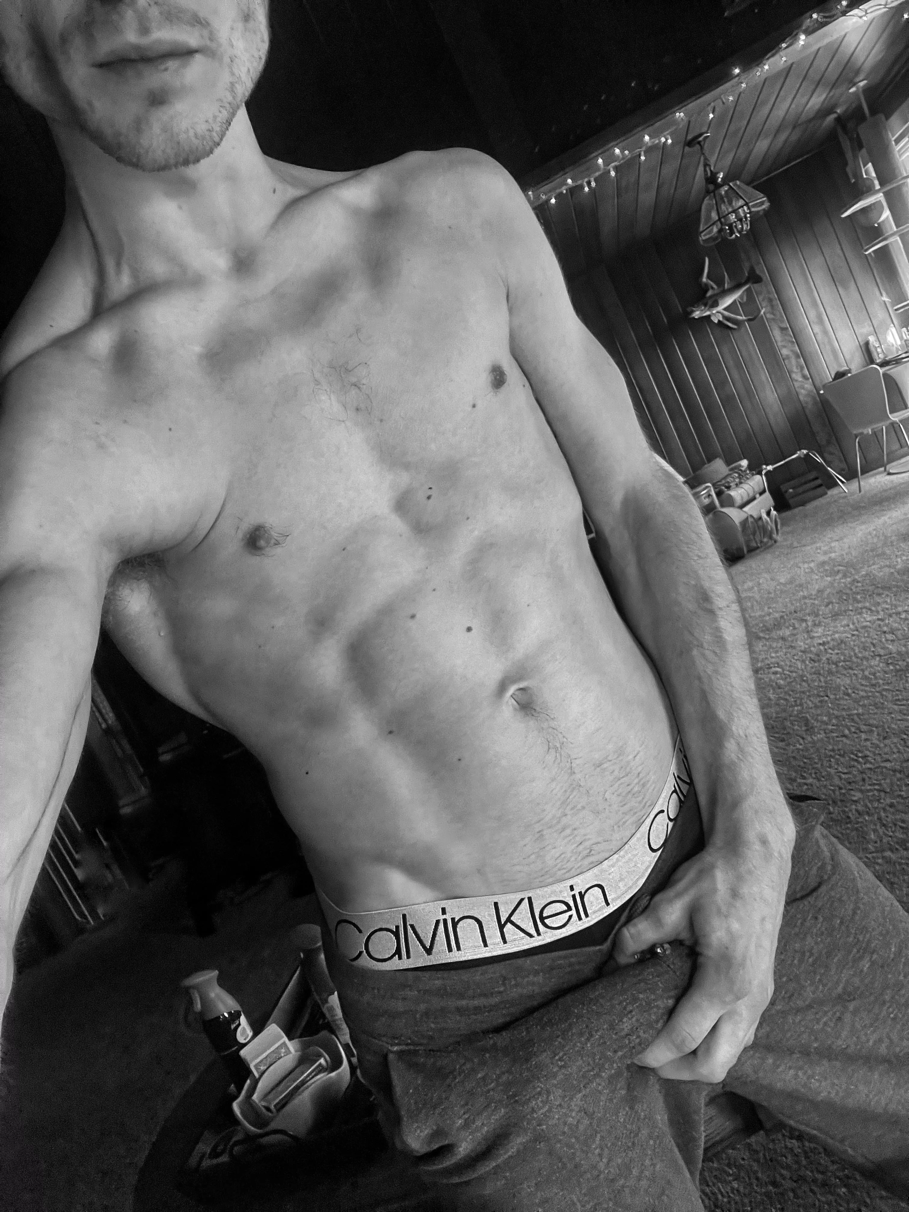 ~V~ery comfy Calvins and sweats for Sunday