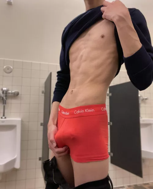 Who likes red?
