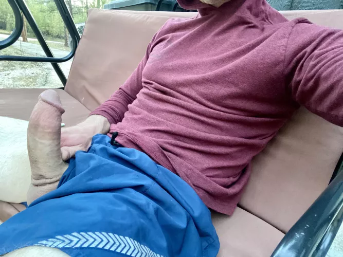 Who wants to play outside? (M/33)