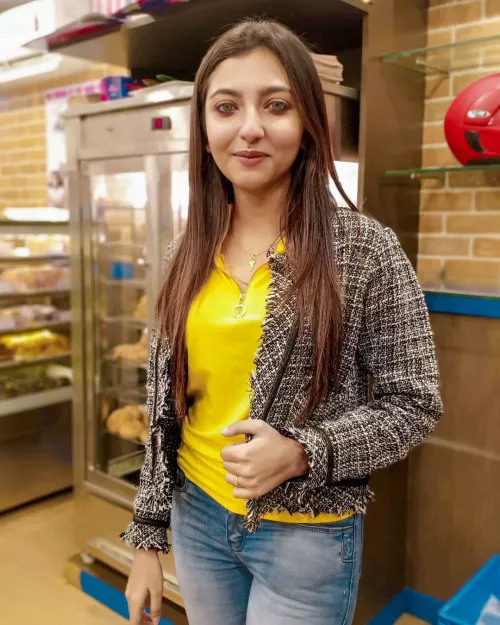 Would love to fuck her on sea beach