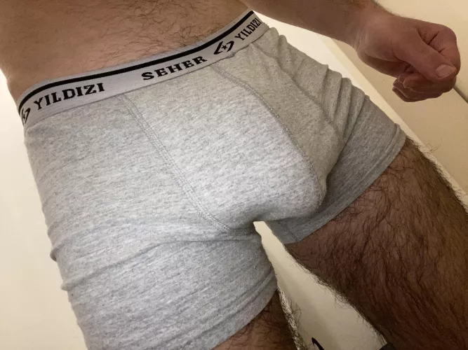 [18] str8 what do you think