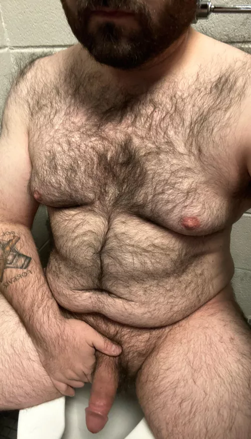 34 bi in Chicago, quick snap jerk in the work bathrooms? Snap - wf8978