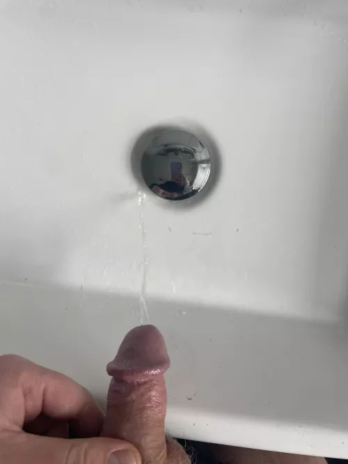 40 bi party cock pissing uk