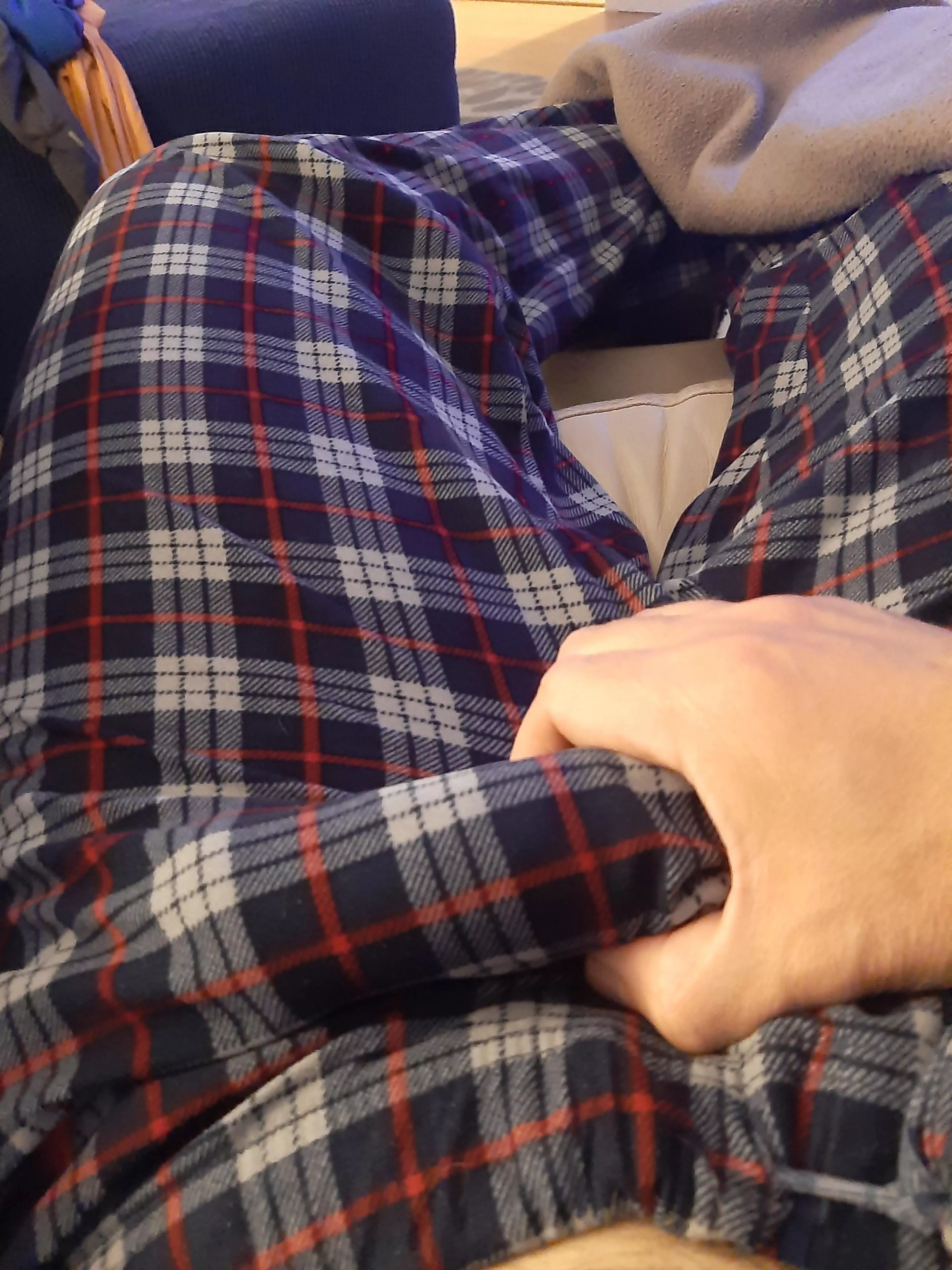 (47) Wanna see daddy's thick surprise for you?