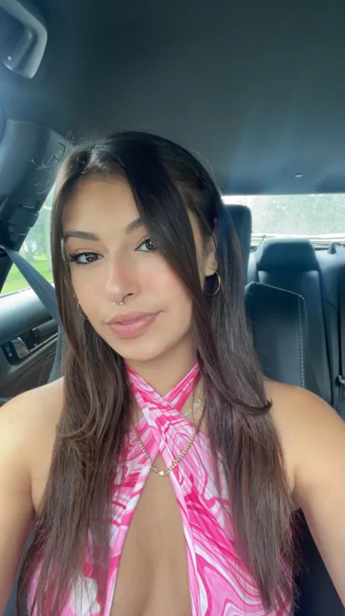 Colombian x Cuban Asian