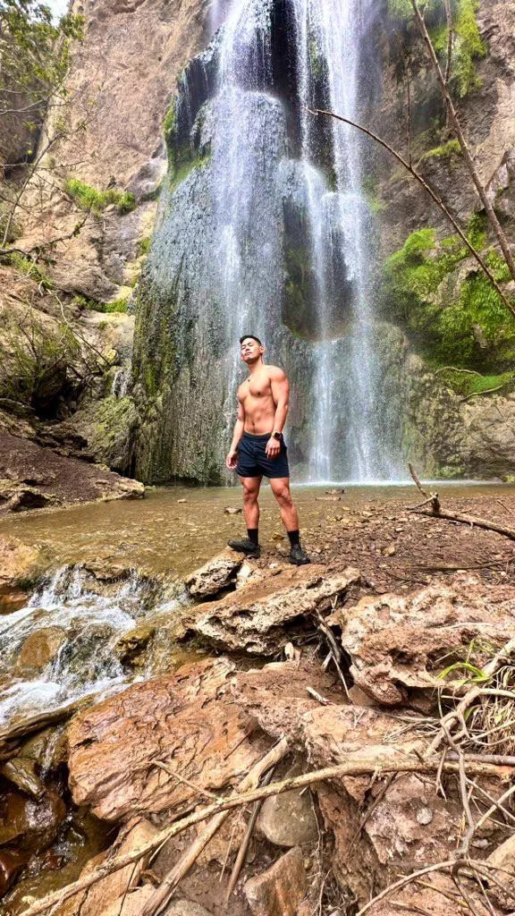 come explore with me?