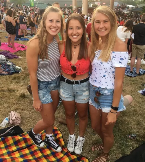 Danni, Rachel, or Abi?