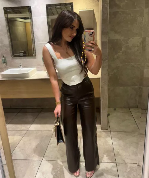 Gorgeous leather pants
