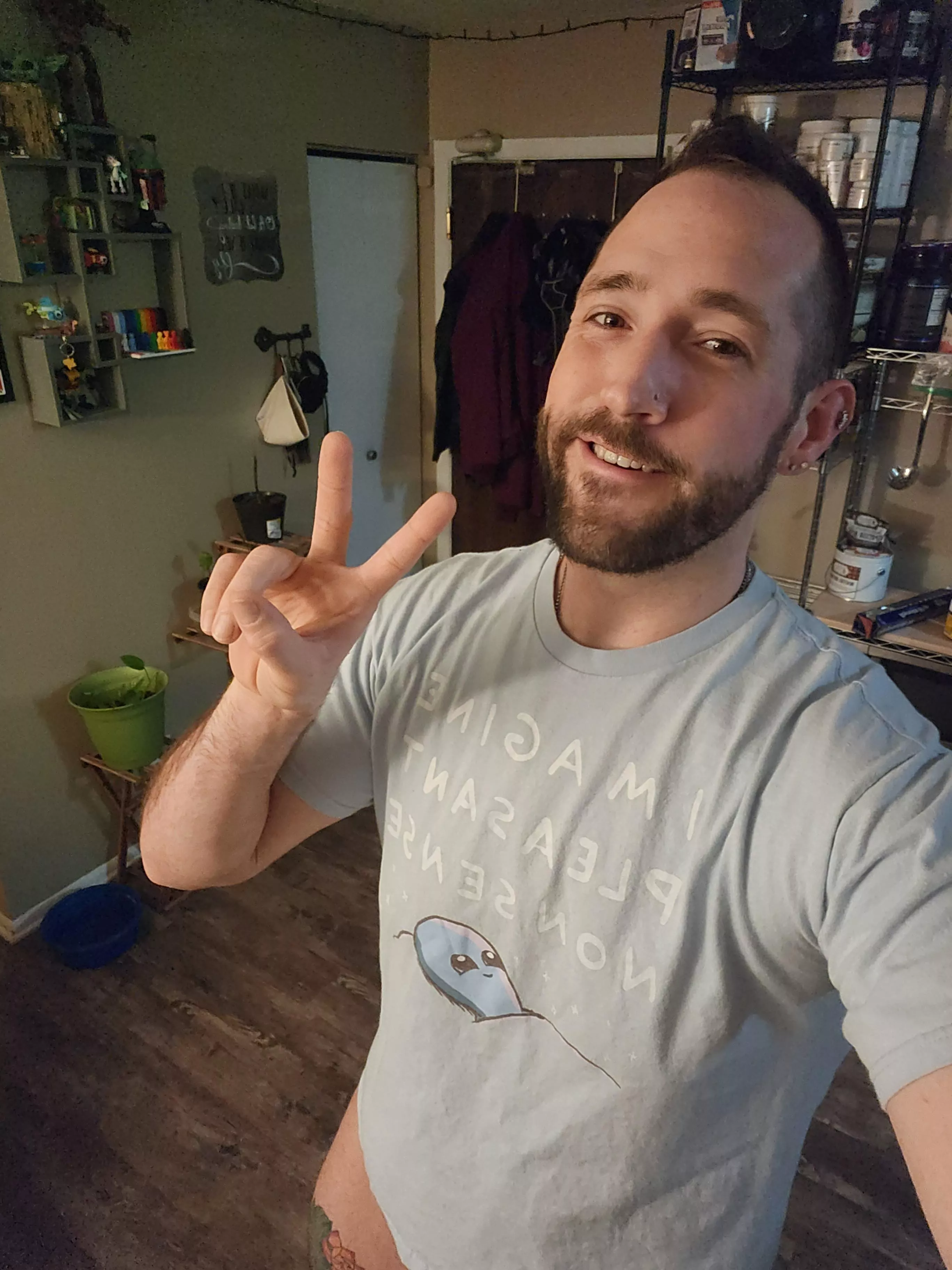 Happy Monday beautiful. No matter what happens today, you're amazing and loved. Happy Monday beautiful. No matter what happens today, you're amazing and loved.