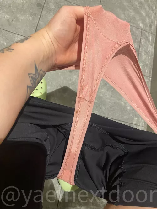 Hot yoga and I’m horny 👼🏼