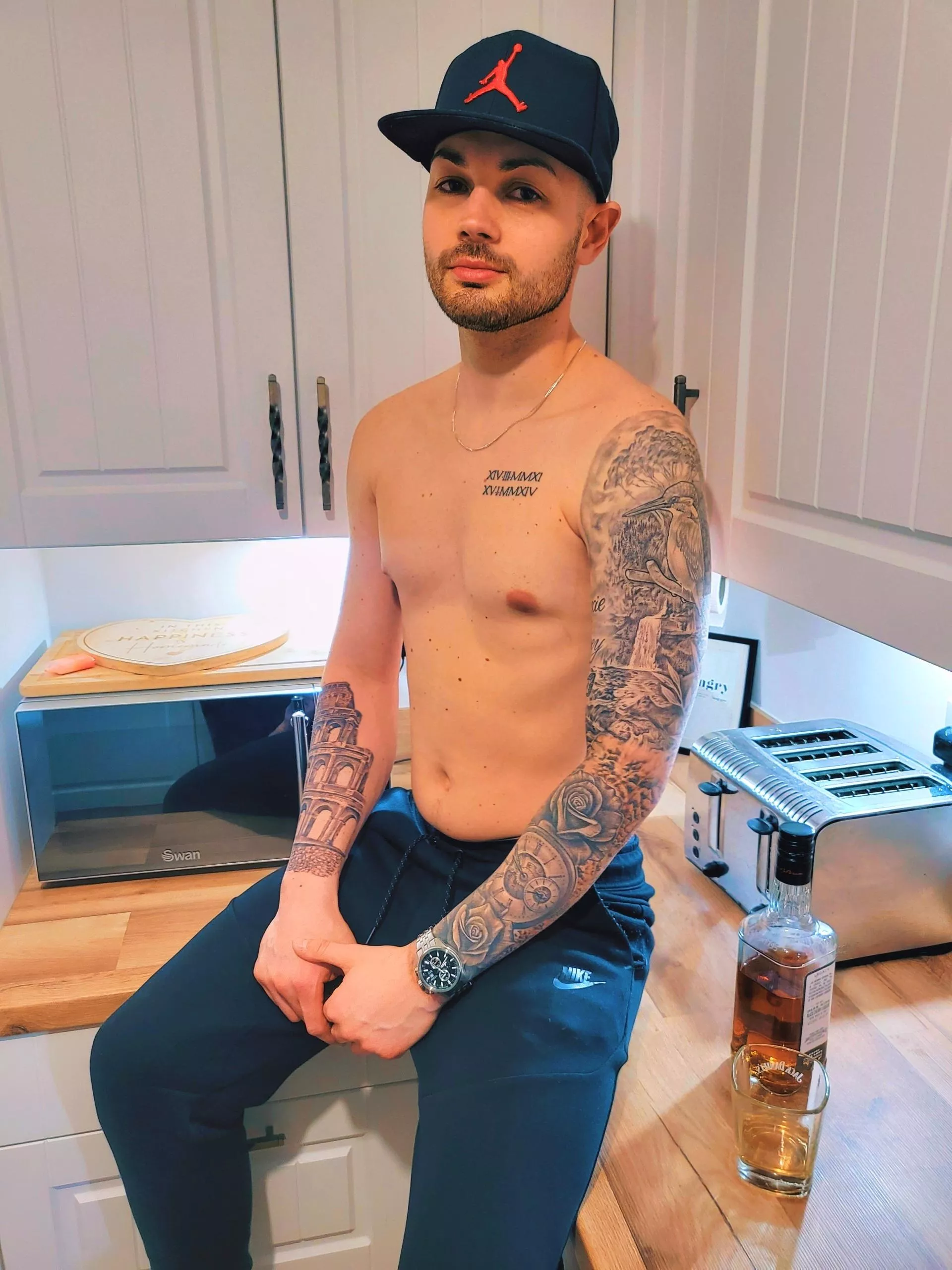 I heard you're into tattooed lads 😘