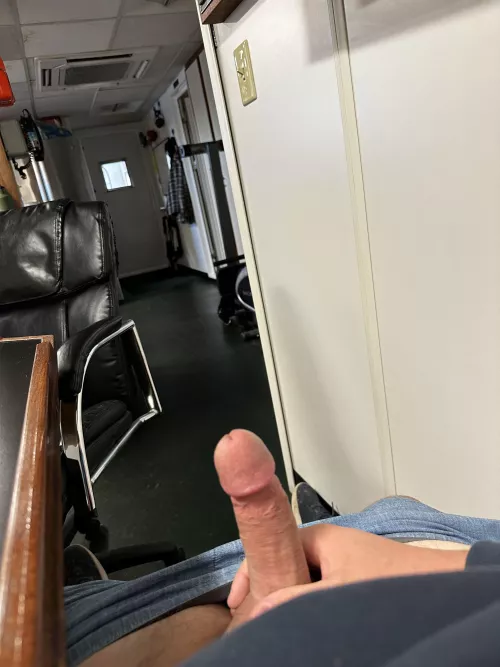 Insanely horny at work. 27 us