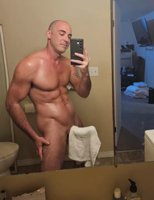 Need something to hang your towel? 😜 [37]