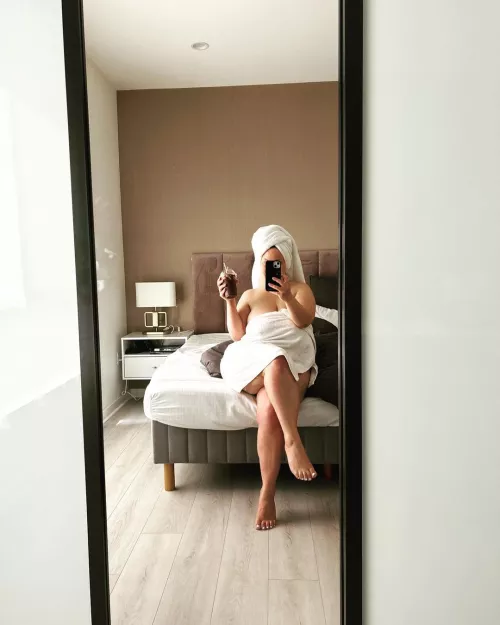 Nothing can hide the overflowing bulging curves