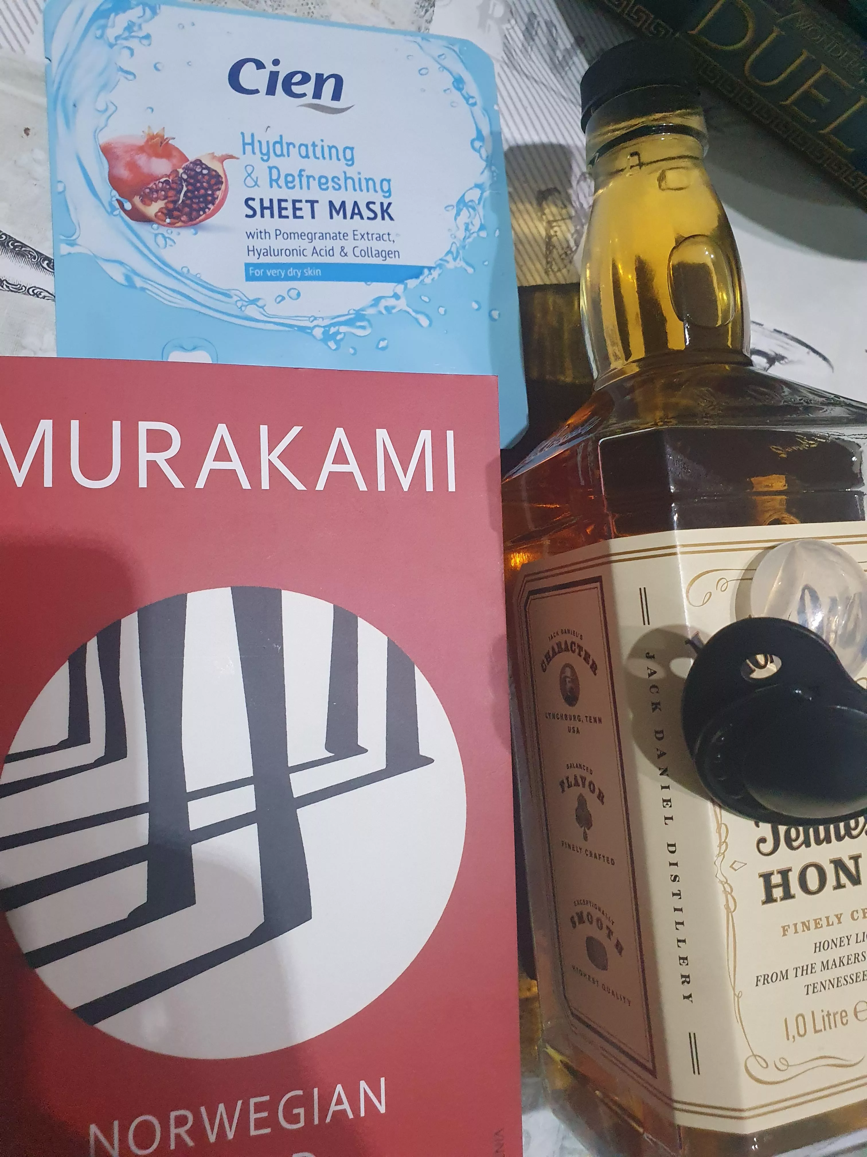 Nothing like a night of self therapy 🧷📚