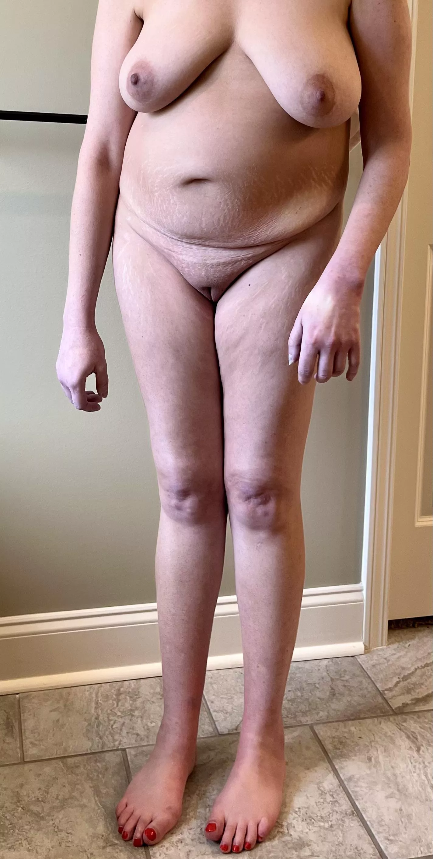 [Serious] (f) What do you think about me? I’m a 45yo mom and 5’6” and 155lbs.