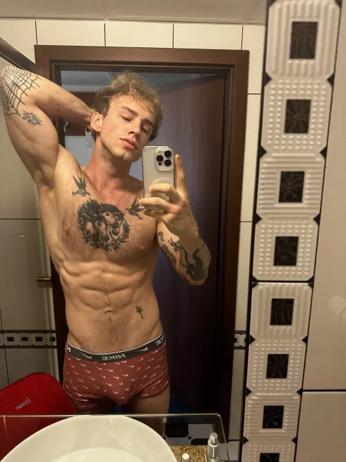 Who needs shirt anyways