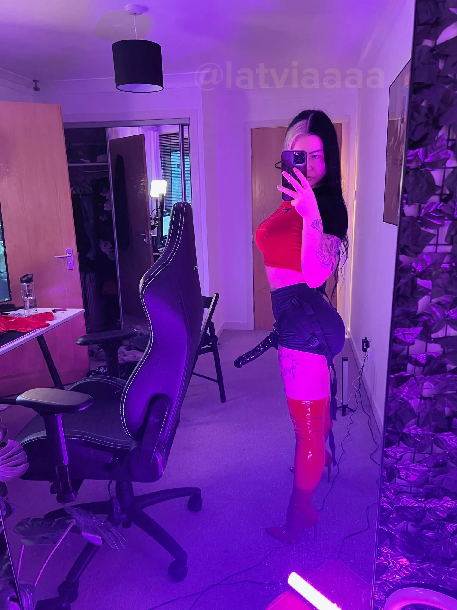 Would you date me if you knew I was into pegging?