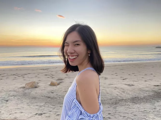 Would you take this cute Filipina out?