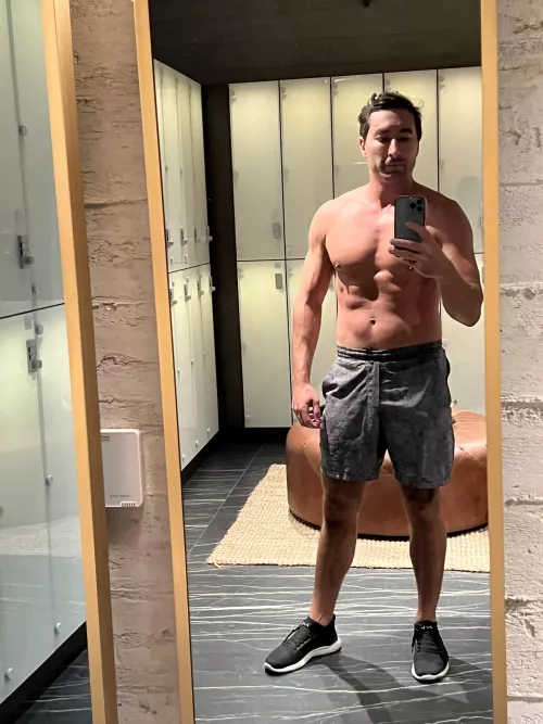 34 [M] Love these gym mirrors