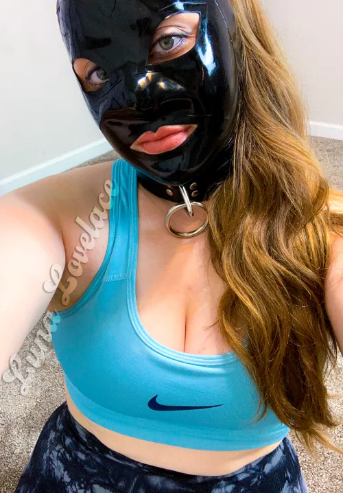 A good rubberdoll does yoga once in a while