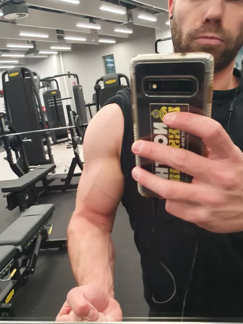 A little bit forearm, a little bit full arm, who's counting?