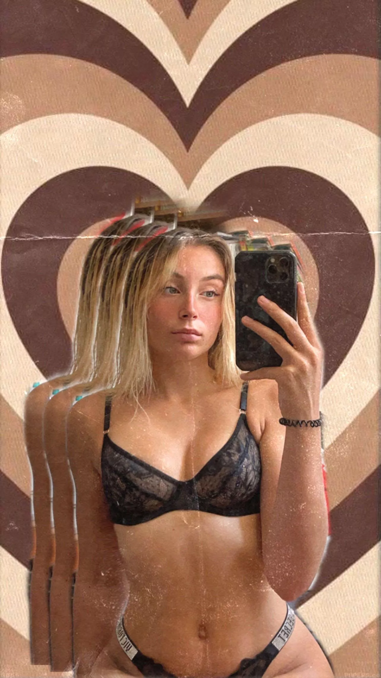 Am I your blonde type ?