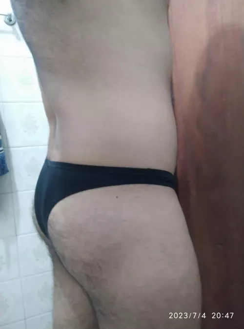 Black bikinis are for Men too.