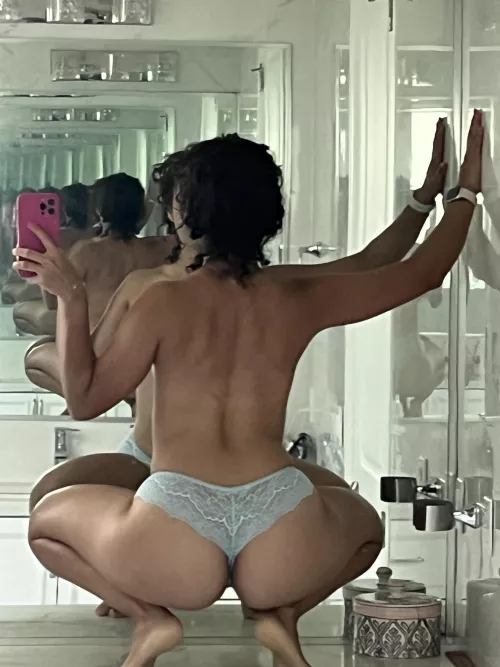 Climbed up here to really give a view to get hard for