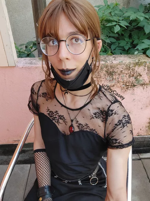 do you think i'm pretty? 🥺