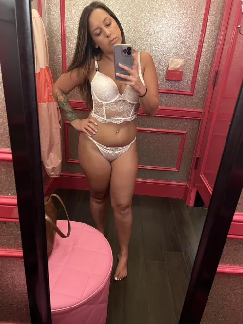 Does white make me look innocent?