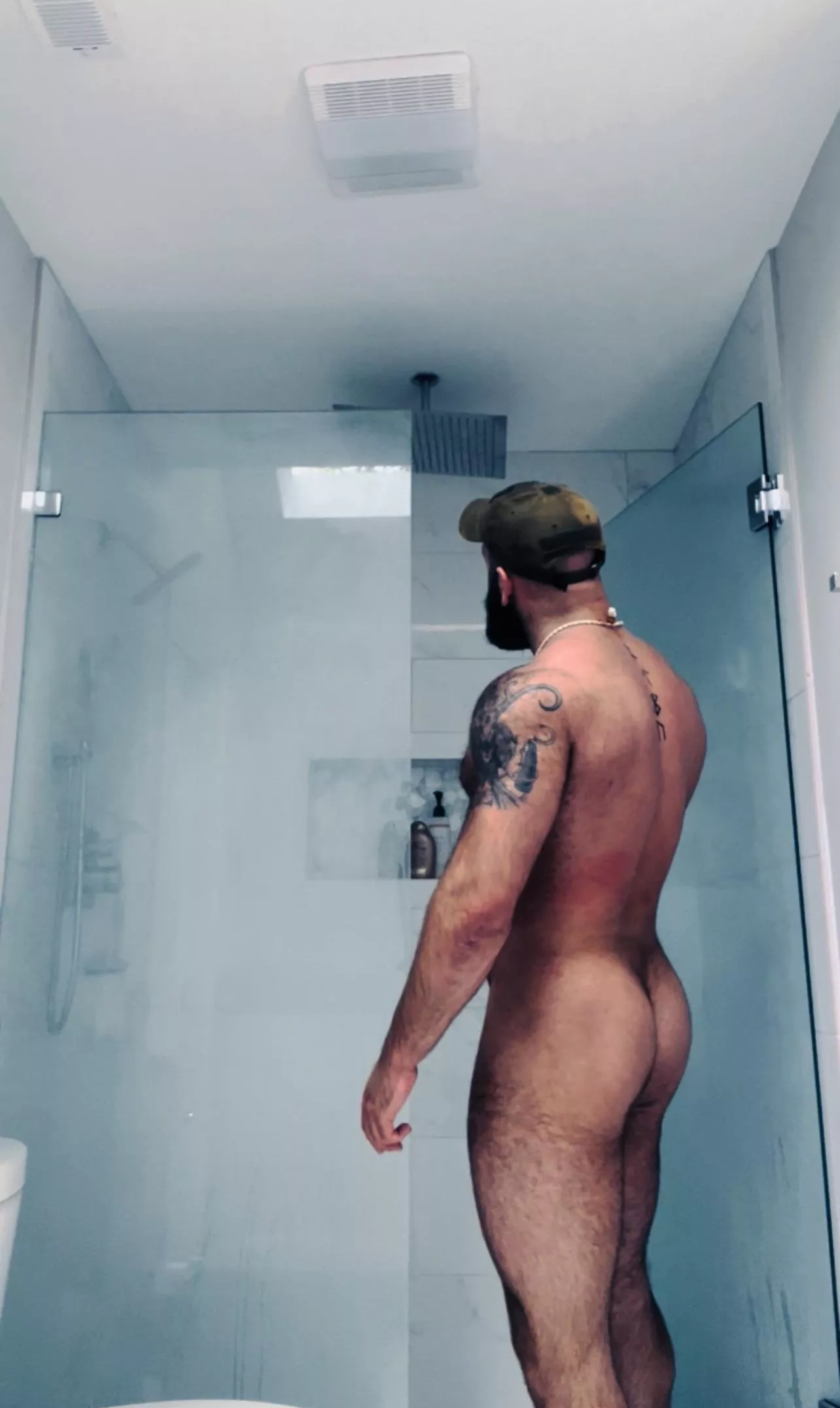 Enjoying my vacation [M]