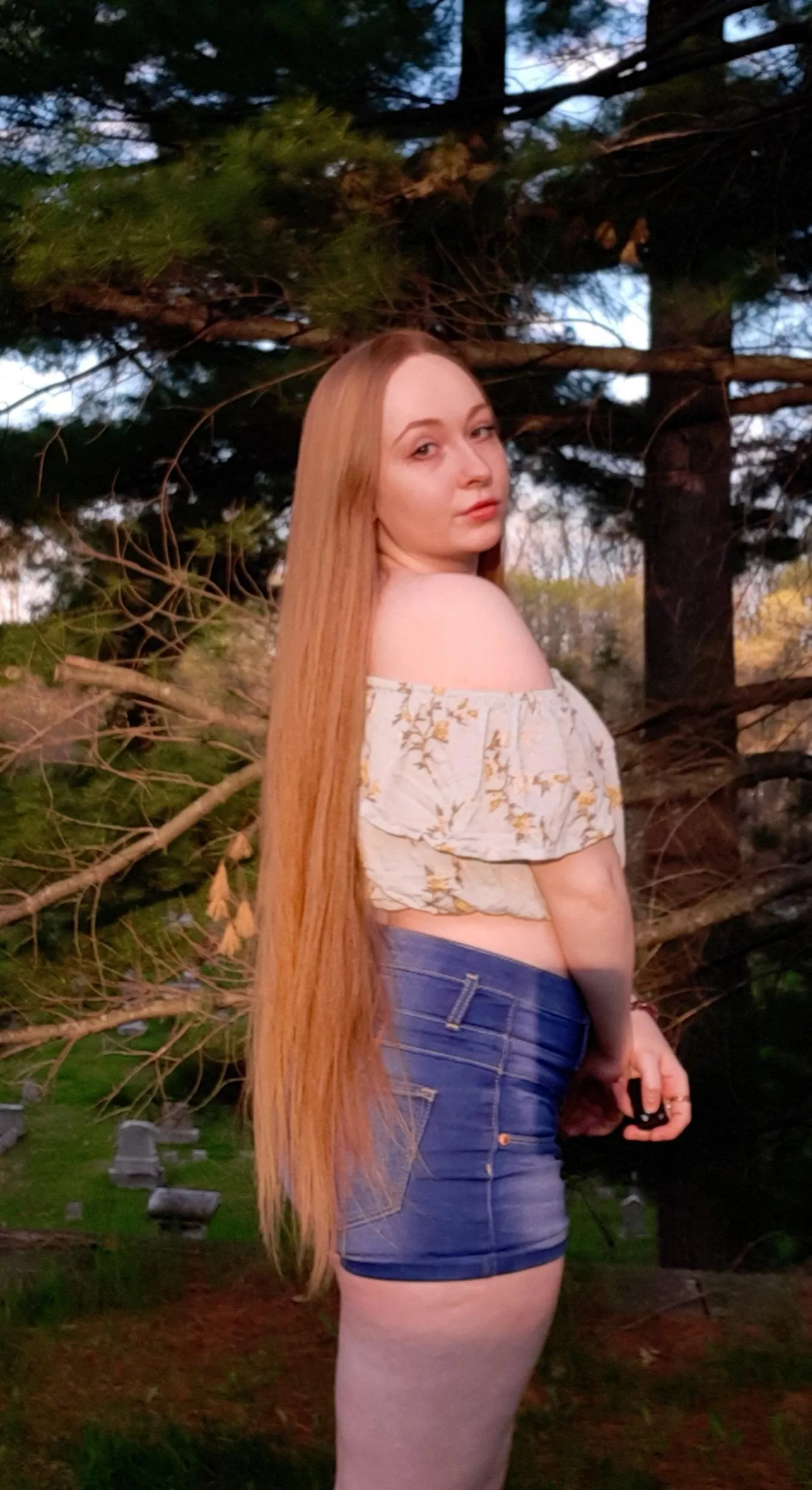 F23 OC this was before i cut my ends💚