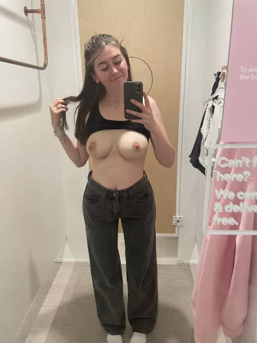 Guess I should probably find a top now 🙈