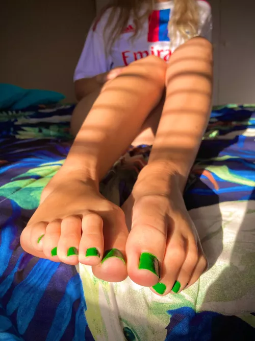 Have a mouthful of poison ivy